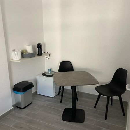 Pm 29 Guest House Alghero Esterno foto